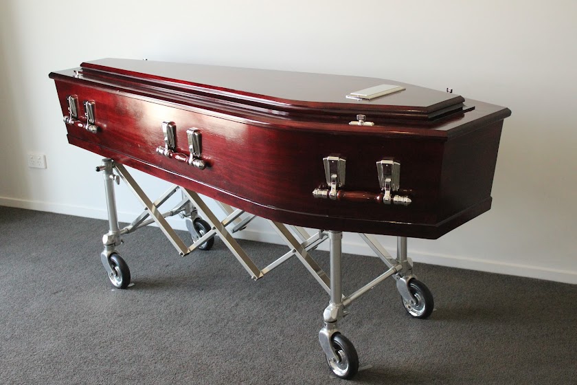 Britannia Rosewood Casket